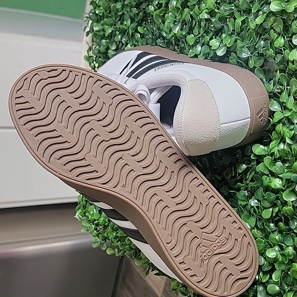 Adidas White and Black Casual Shoes - Picture 5 of 6